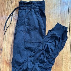 Lululemon joggers